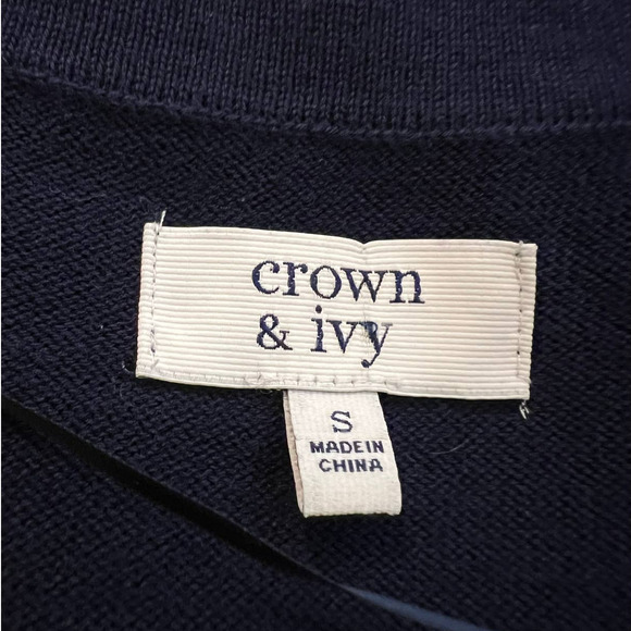 Crown & Ivy Women's Sweater Blue Size Small w/Orange Anchor and Striped Sleeves - Picture 4 of 5